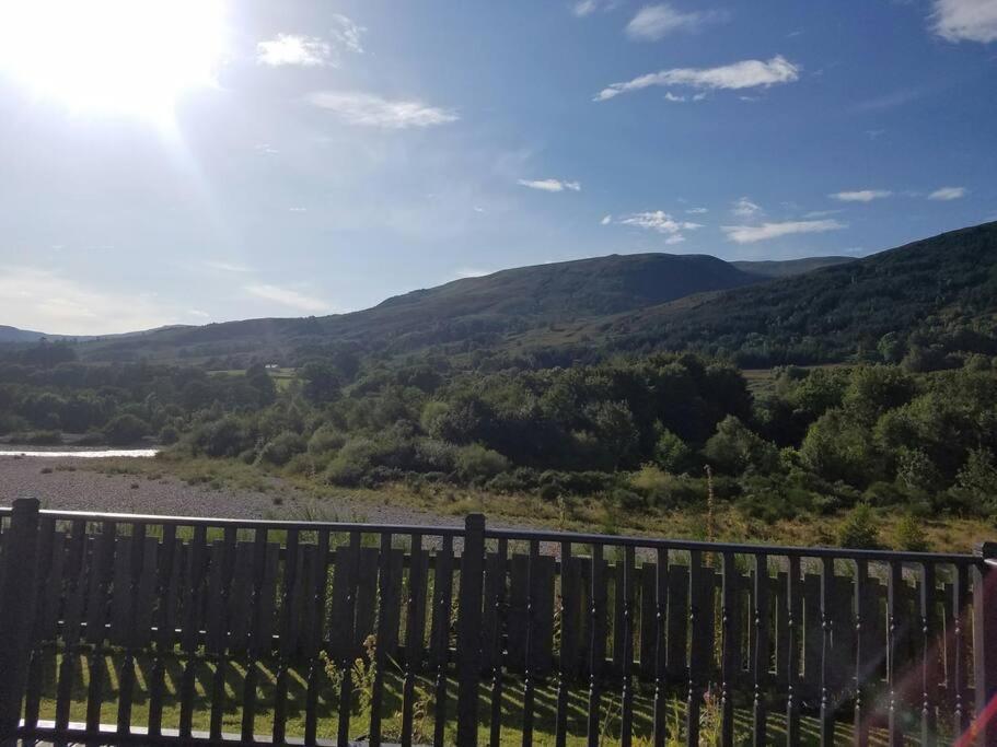 Rowan Cottage Highland Retreat Near Fort William スピーン・ブリッジ エクステリア 写真