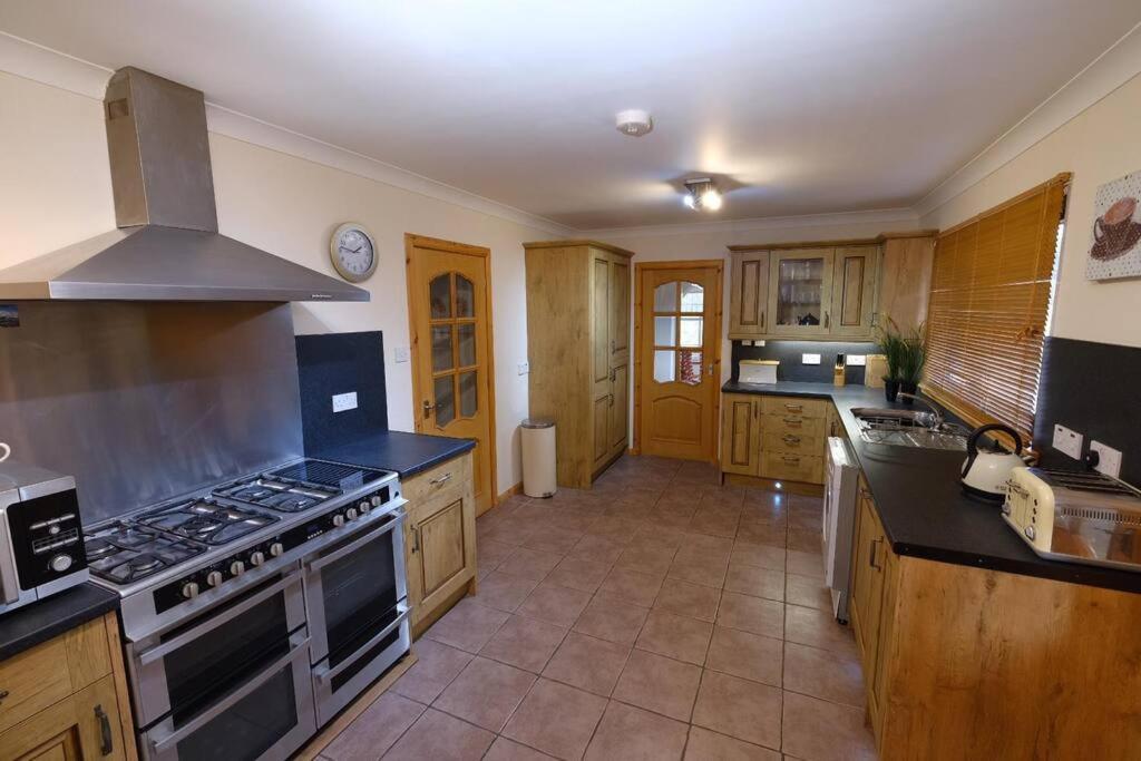 Rowan Cottage Highland Retreat Near Fort William スピーン・ブリッジ エクステリア 写真