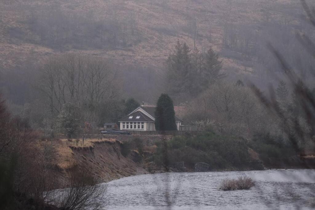Rowan Cottage Highland Retreat Near Fort William スピーン・ブリッジ エクステリア 写真